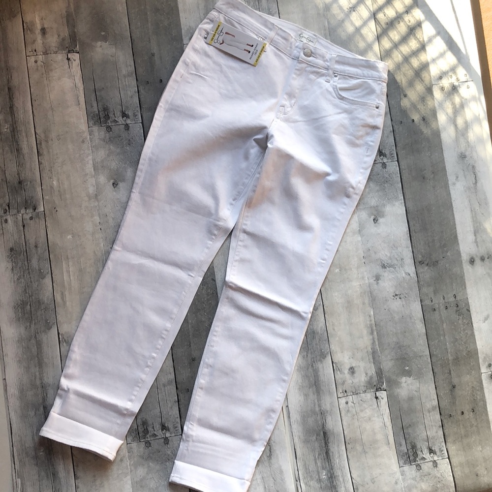 Jessica Simpson Relaxed Skinny Jeans - Picture 5 of 7